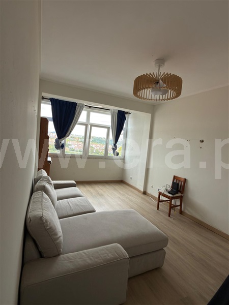 Apartamento T2 / Oeiras, Algés, Linda-a-Velha e Cruz Quebrada-Dafundo