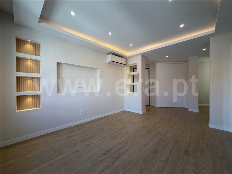 Apartamento T2 / Oeiras, Algés