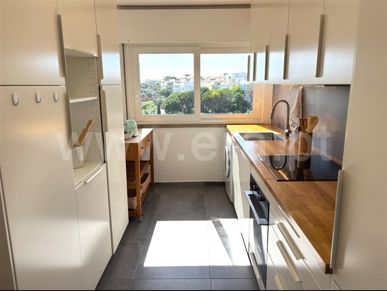 Apartamento T2 / Oeiras, Alto Lagoal
