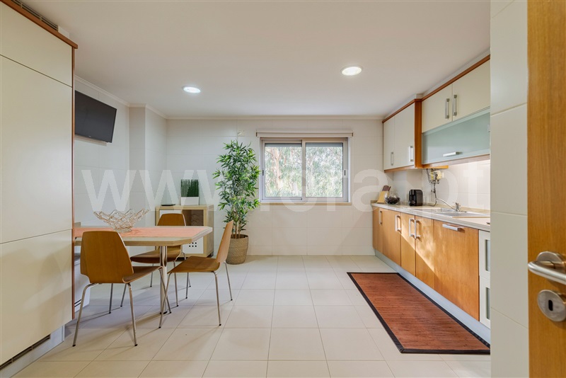 Apartamento T2 à venda em Carnaxide e Queijas, Oeiras — foto 8