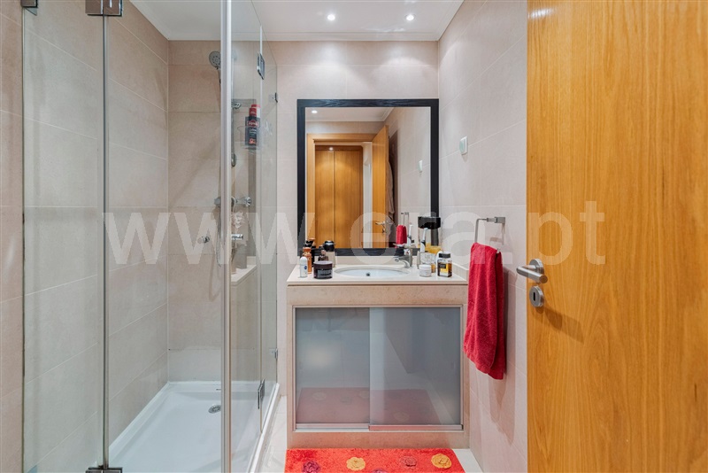 Apartamento T2 à venda em Carnaxide e Queijas, Oeiras — foto 15