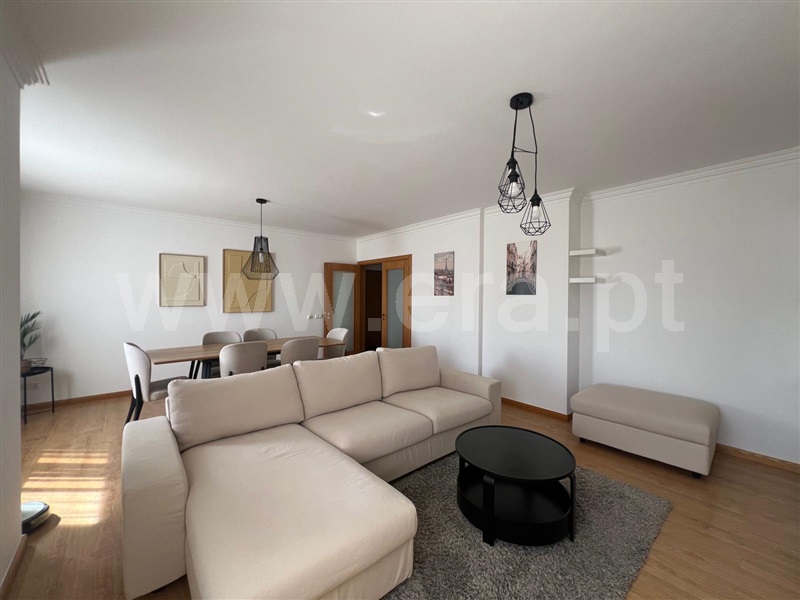 Apartamento T2 em Carnaxide e Queijas, €495.000