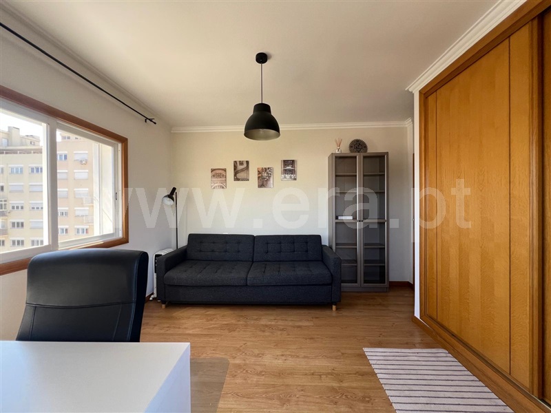 Apartamento T2 à venda em Carnaxide e Queijas, Oeiras — foto 8