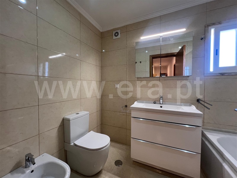 Apartamento T2 à venda em Carnaxide e Queijas, Oeiras — foto 15
