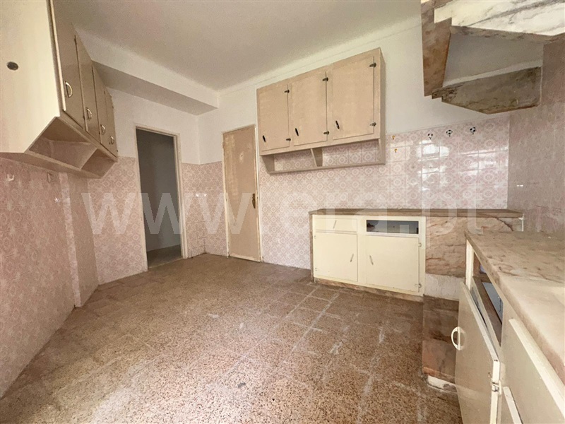 Apartamento T2 / Oeiras, Centro de Carnaxide