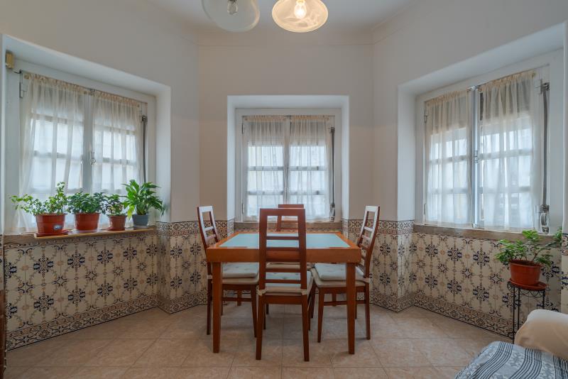 Apartamento T2 / Oeiras, Cruz Quebrada Dafundo