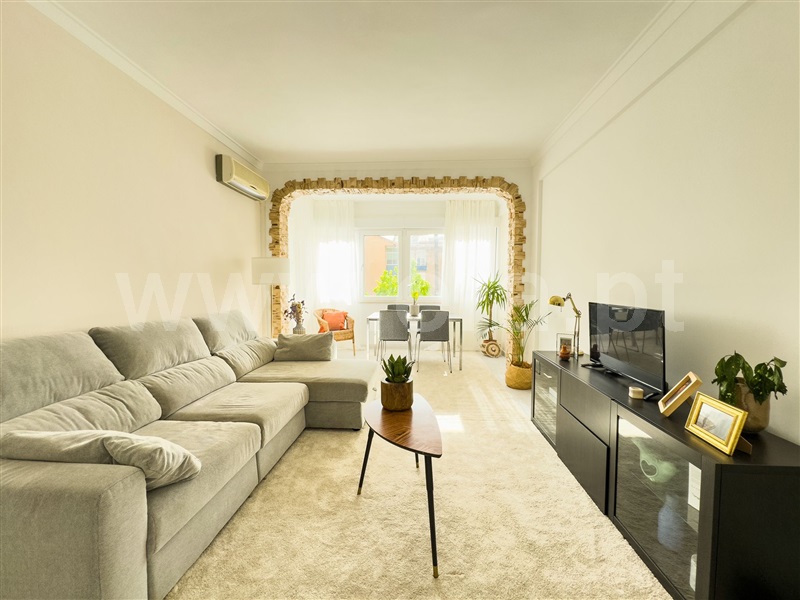 Apartamento T2 / Oeiras, Tercena