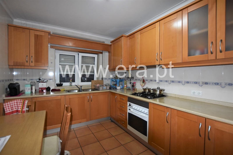 Apartamento T2 / Oliveira do Bairro, Centro Oliveira do Bairro
