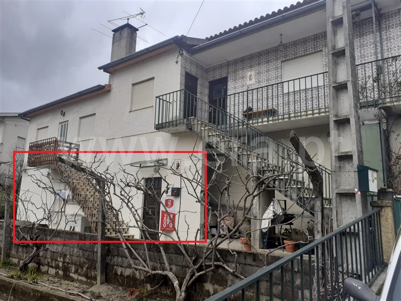 Apartamento T2 / Oliveira do Hospital, Santo António do Alva