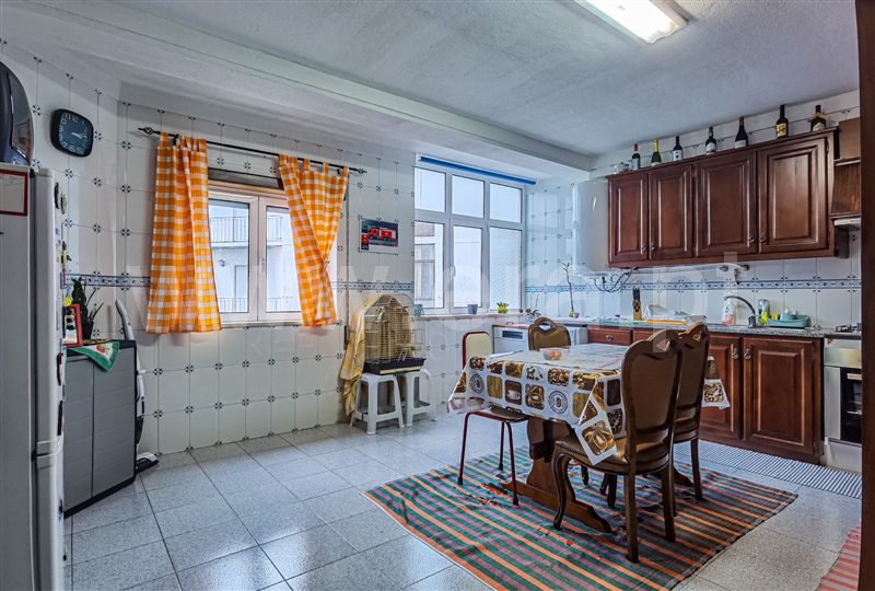 Apartamento T2 / Oliveira do Hospital, Vale Ferreiro