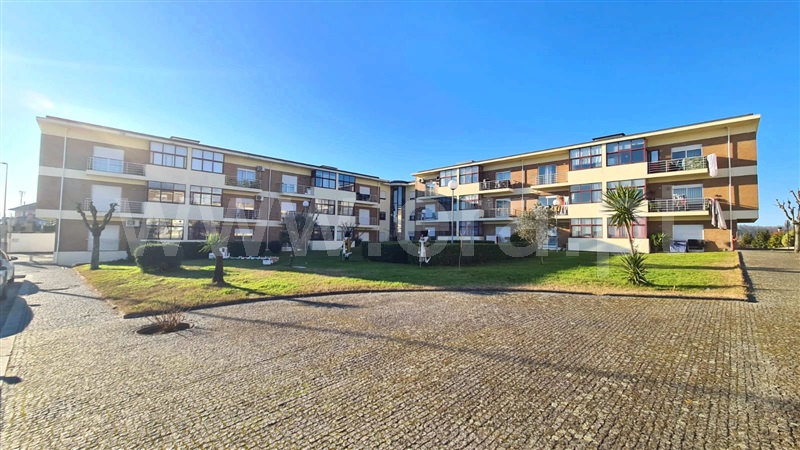 Apartamento T2 / Paços de Ferreira, Raimonda