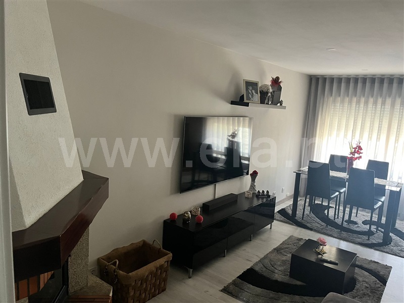 Apartamento T2 / Paredes, Baltar