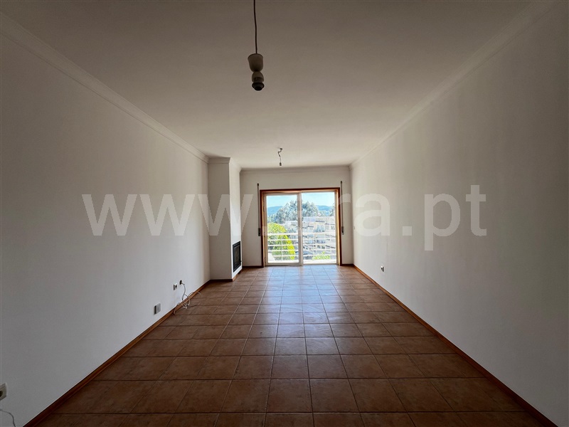 Apartamento T2 em Parada de Todeia, €219.000