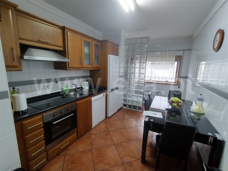 Apartamento T2 / Paredes, Sobreira