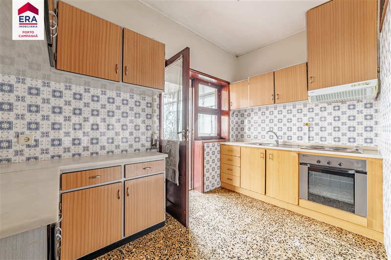 Apartamento T2 / Porto, Paranhos