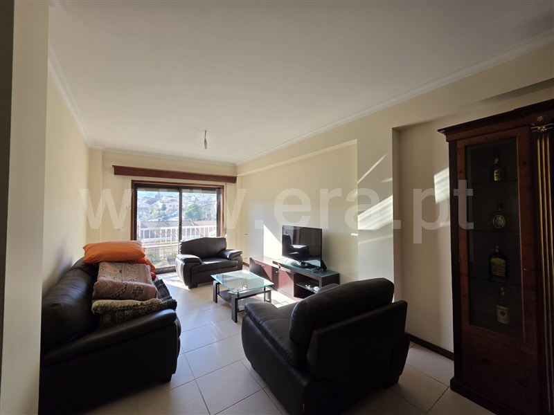 Apartamento T2 à venda em Póvoa de Lanhoso (Nossa Senhora do Amparo), Póvoa de Lanhoso — foto 3