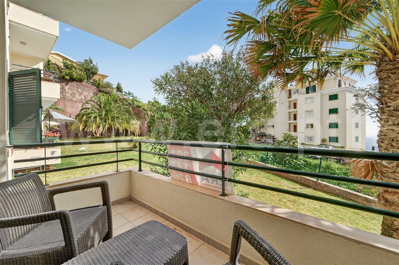 Apartamento T2 / Santa Cruz, Caniço de Baixo