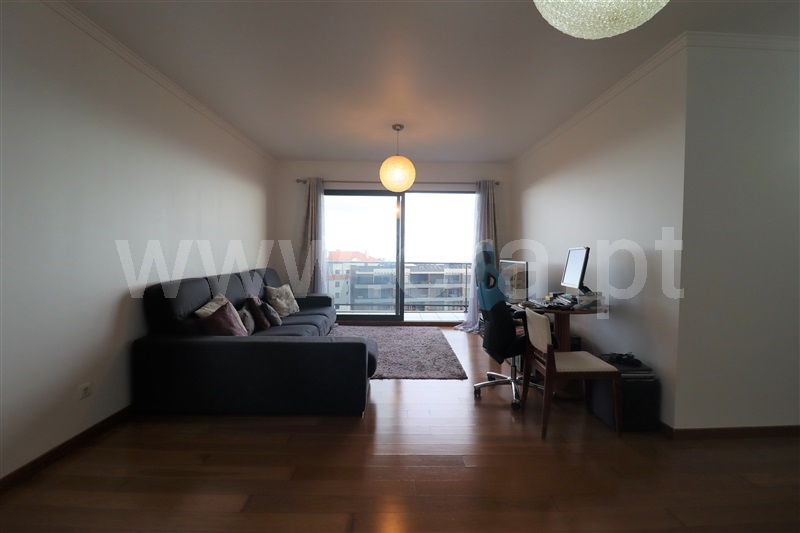 Apartamento T2 / Santa Cruz, Garajau