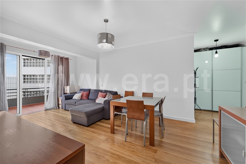 Apartamento T2 / Santa Cruz, Livramento