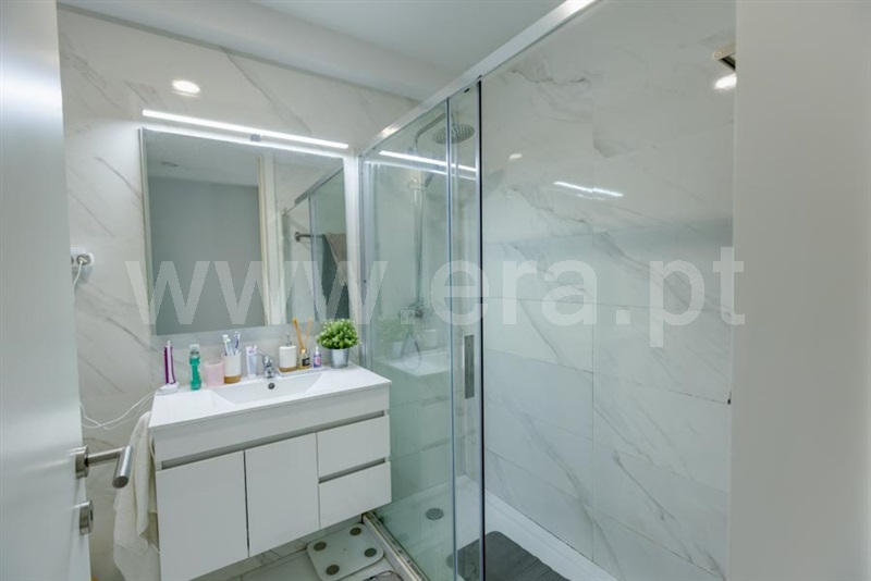 Apartamento T2 / Santa Maria da Feira, Cavaco /S.Bento - View 4