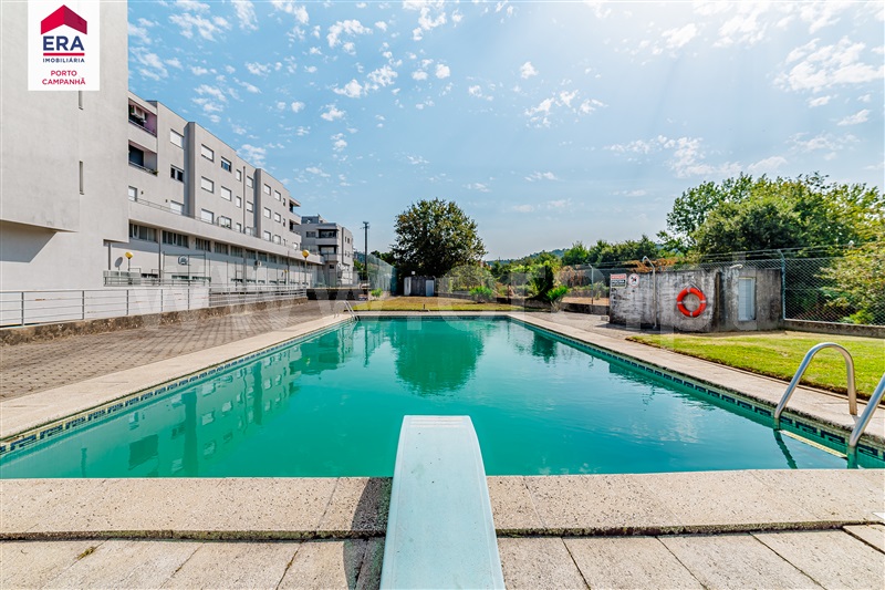 Apartamento T2 / Santa Maria da Feira, Lobão, Gião, Louredo e Guisande