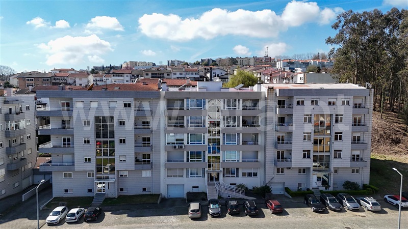 Apartamento T2 / Santa Maria da Feira, Milheirós de Poiares