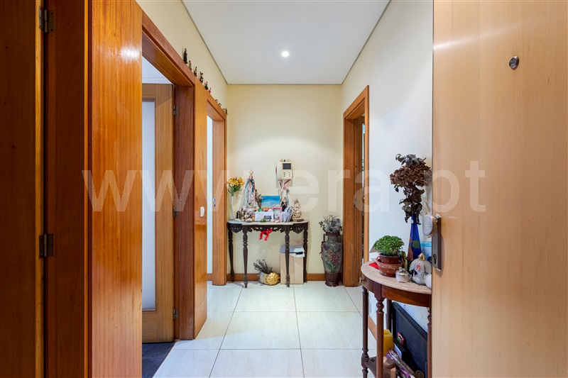 Apartamento T2 / Santa Maria da Feira, Paços de Brandão