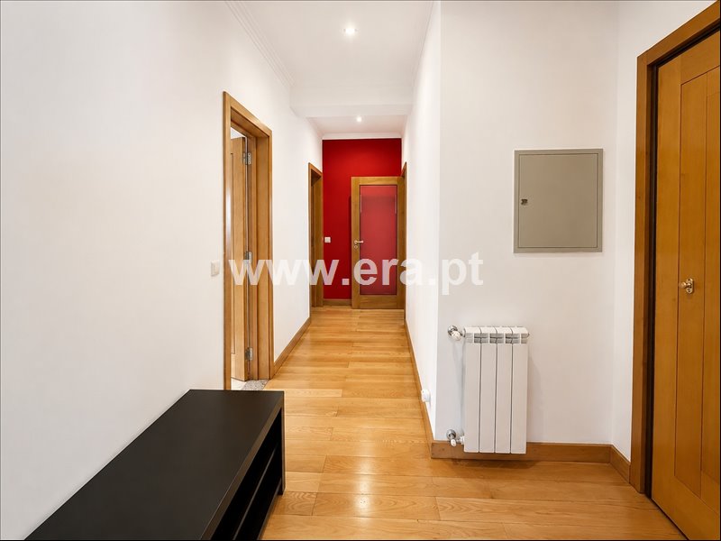 Apartamento T2 à venda em Paços de Brandão, Santa Maria da Feira — foto 5