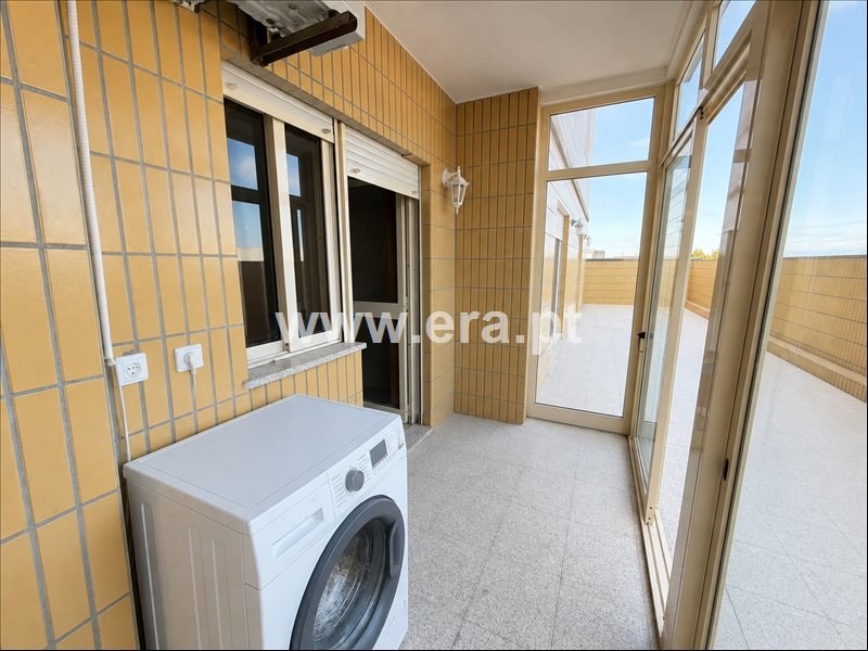 Apartamento T2 à venda em Paços de Brandão, Santa Maria da Feira — foto 6