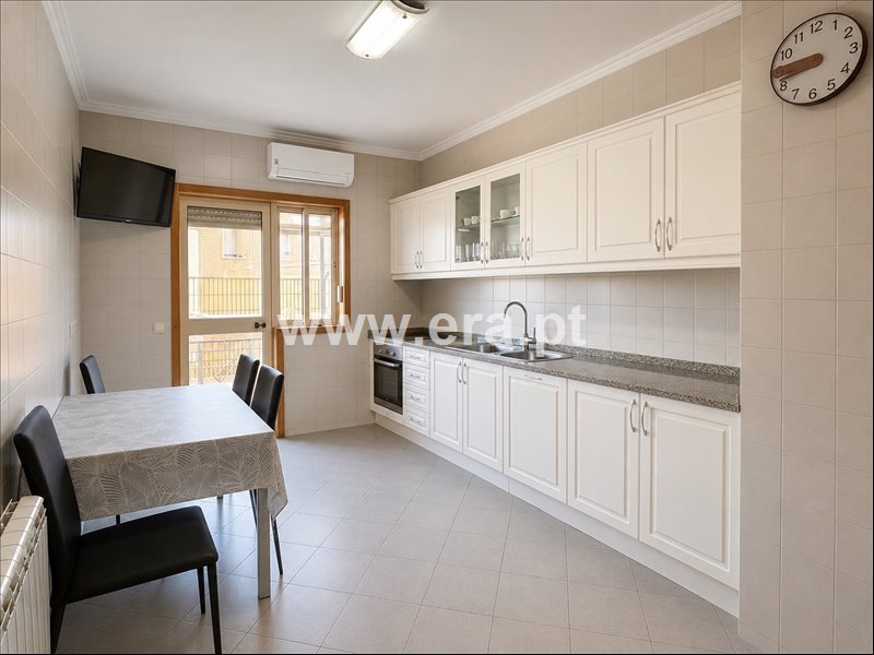 Apartamento T2 à venda em Paços de Brandão, Santa Maria da Feira — foto 9