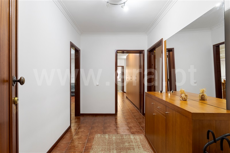 Apartamento T2 / Santa Maria da Feira, São Paio de Oleiros
