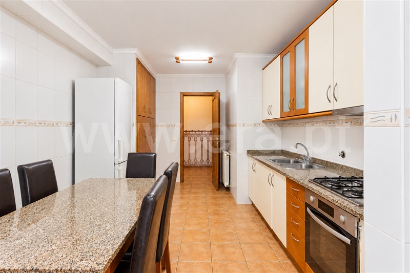 Apartamento T2 à venda em São Paio de Oleiros, Santa Maria da Feira — foto 5