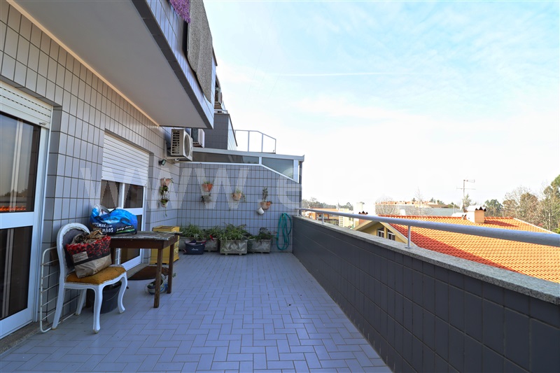 Apartamento T2 / Santa Maria da Feira, Souto e Mosteirô