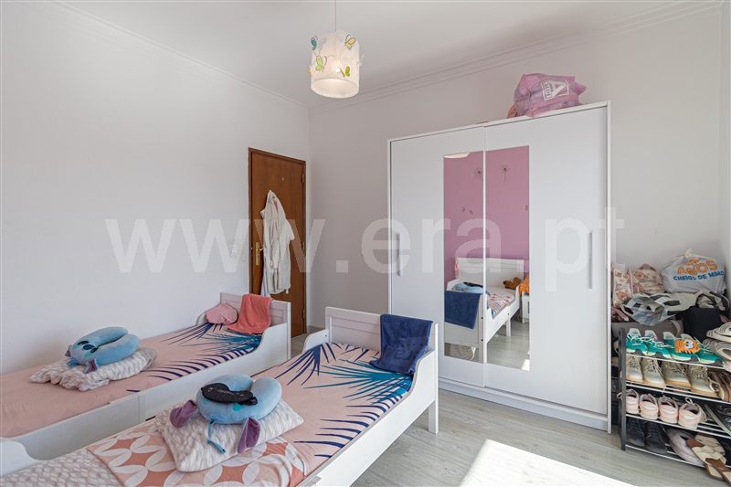 Apartamento T2 à venda em Amora, Seixal — foto 3