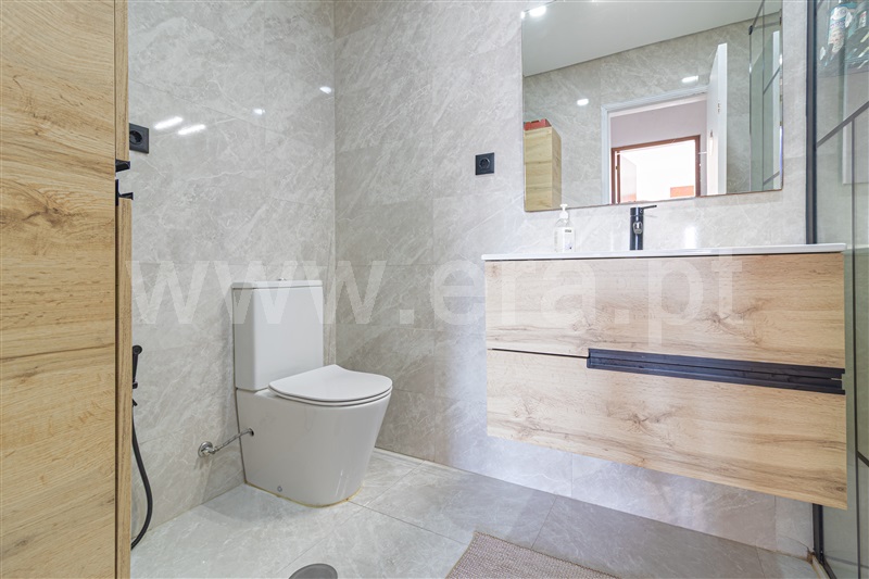 Apartamento T2 à venda em Amora, Seixal — foto 13