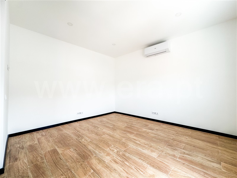 Apartamento T2 à venda em Amora, Seixal — foto 17
