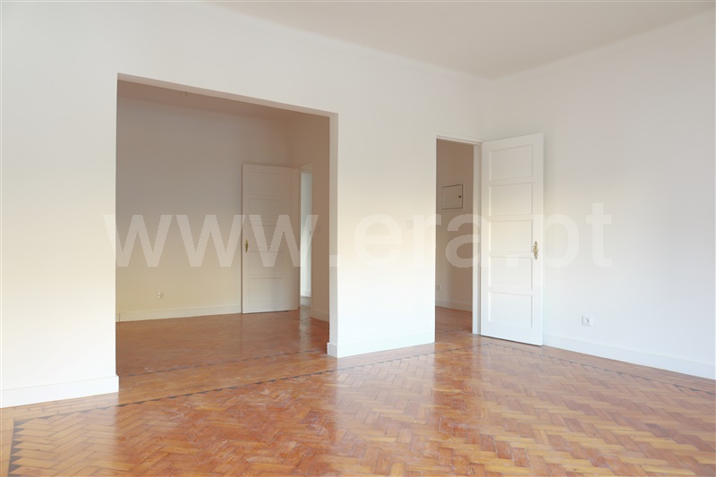 Apartamento T2 / Sesimbra, Vila de Sesimbra