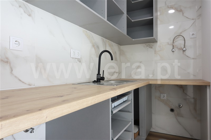 Apartamento T2 à venda em Vila de Sesimbra, Sesimbra — foto 2