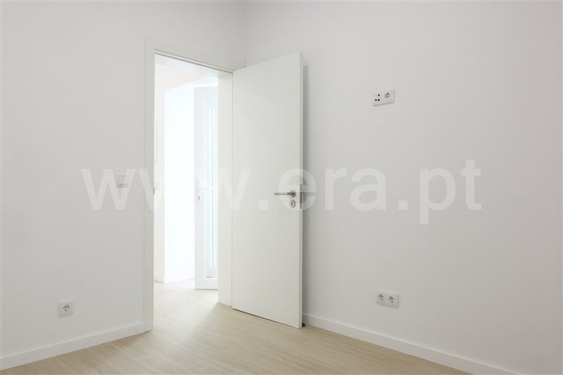 Apartamento T2 à venda em Vila de Sesimbra, Sesimbra — foto 5