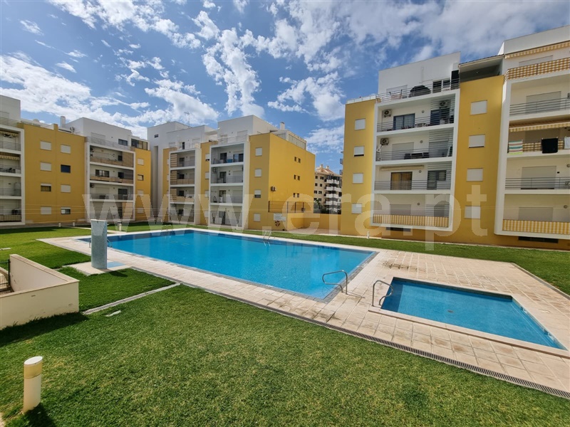 Apartamento T2 em Armação de Pêra, €450.000