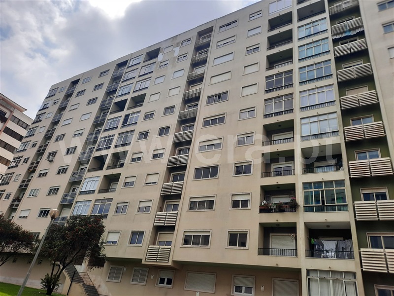 Apartamento T2 / Sintra, Cacém e São Marcos