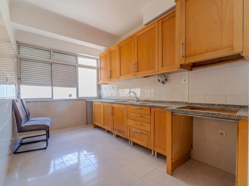Apartamento T2 / Sintra, Cacém e São Marcos