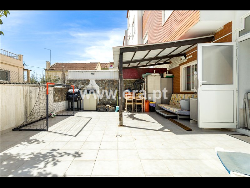 Apartamento T2 à venda em Casal de Cambra, Sintra — foto 11