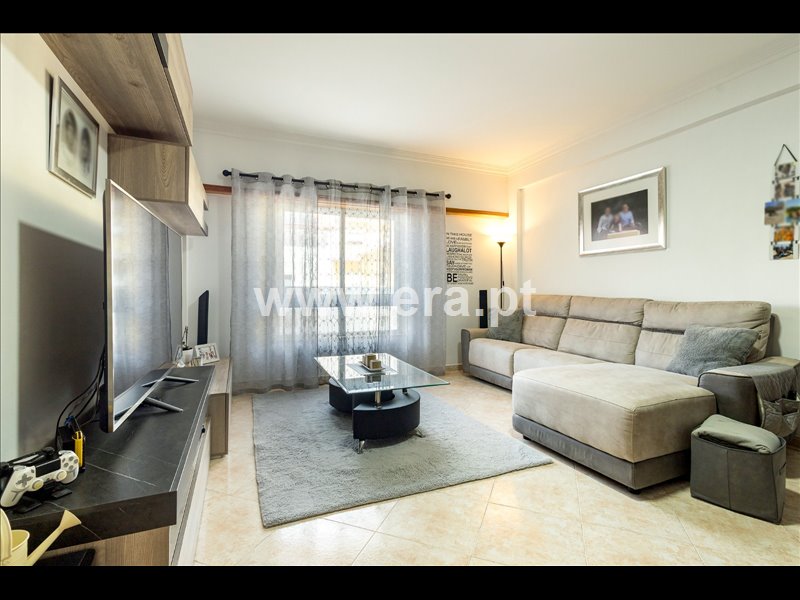Apartamento T2 à venda em Casal de Cambra, Sintra — foto 2