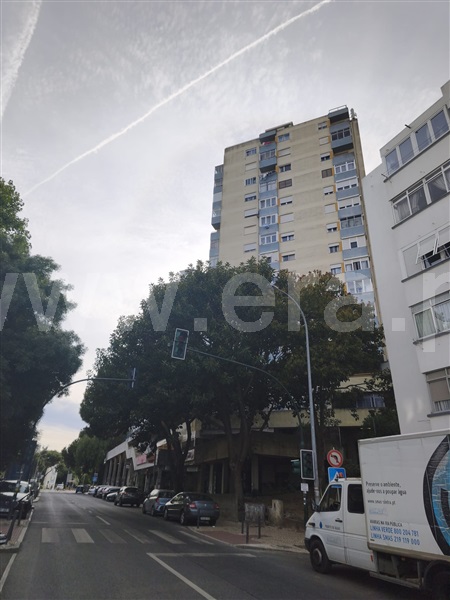 Apartamento T2 / Sintra, Massamá e Monte Abraão