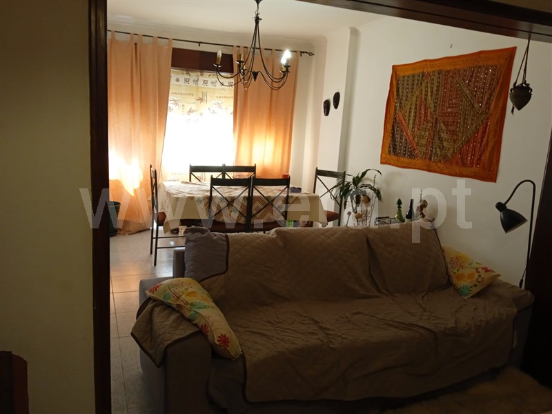 Apartamento T2 / Sintra, Monte Abraão