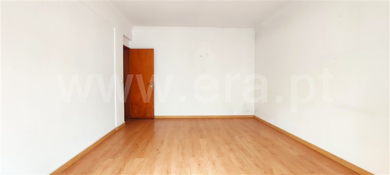 Apartamento T2 / Sintra, Monte Abraão