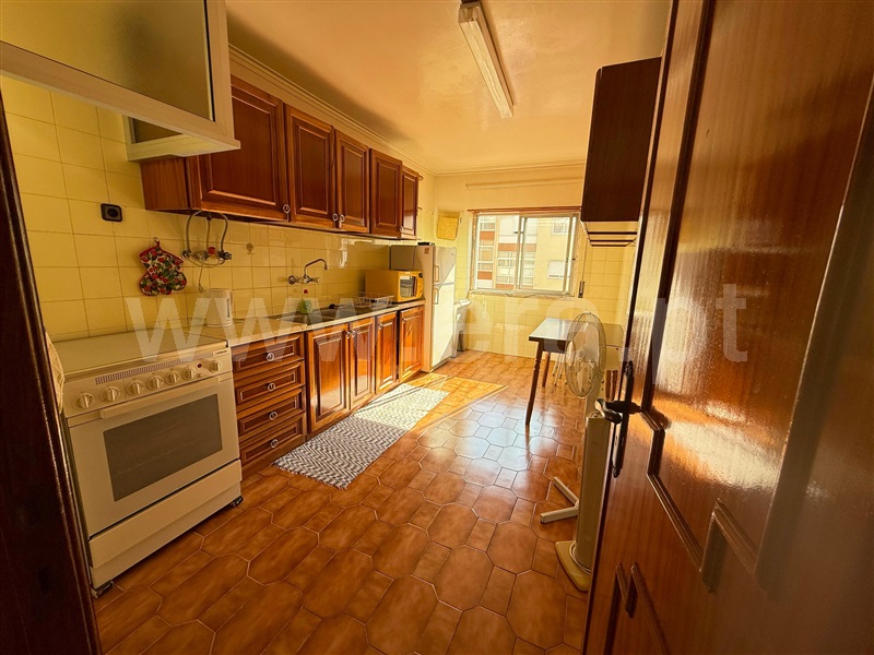 Apartamento T2 / Sintra, Queluz