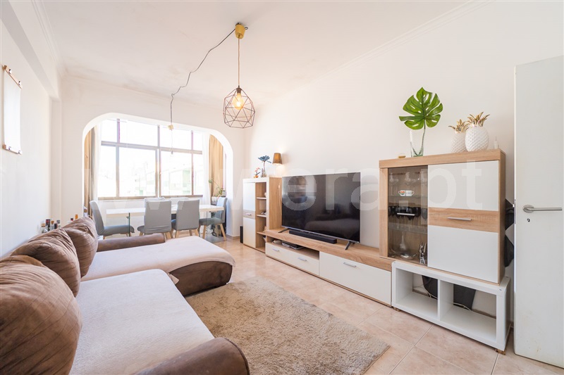 Apartamento T2 / Sintra, Rio de Mouro