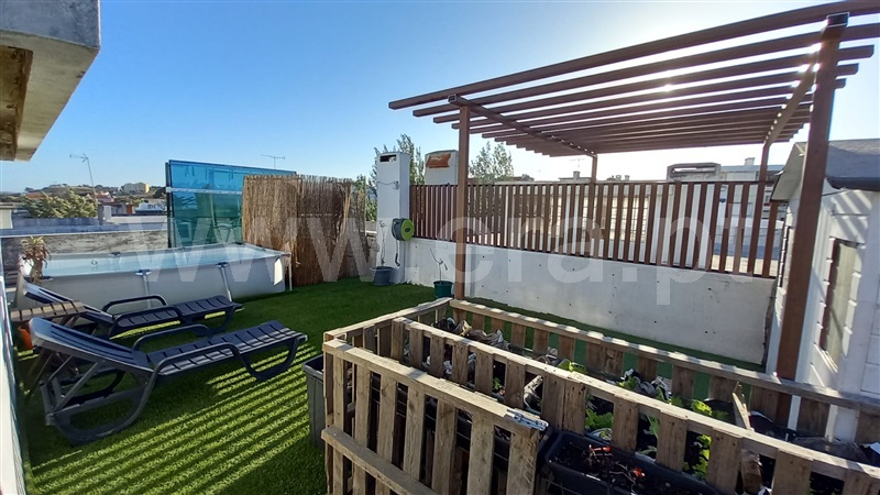 Apartamento T2 / Sintra, Rio de Mouro